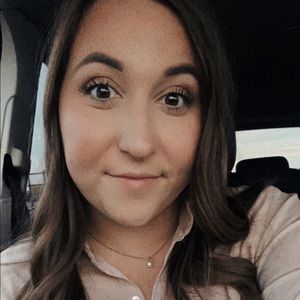 Meet your Posher, Brooke